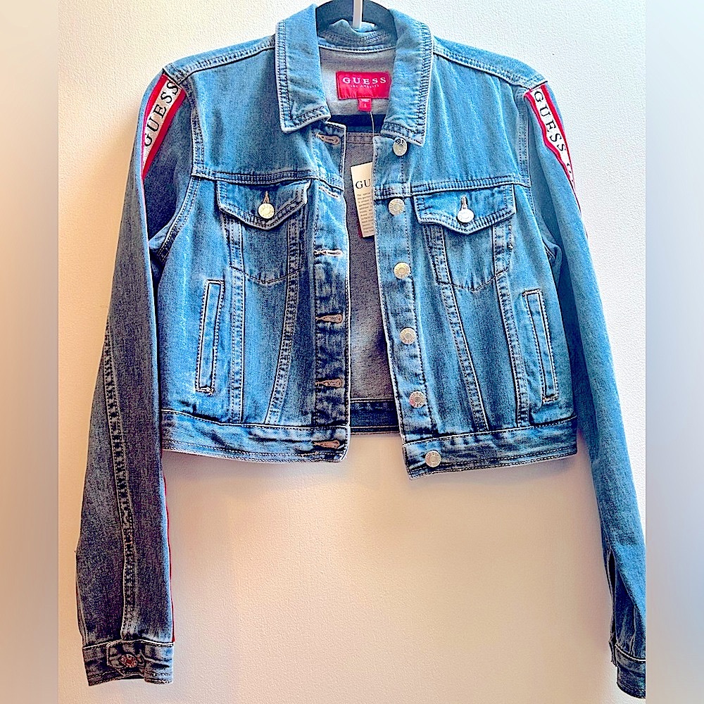 NWT Guess Cropped Denim Jacket Logo Sleeve Silver Red